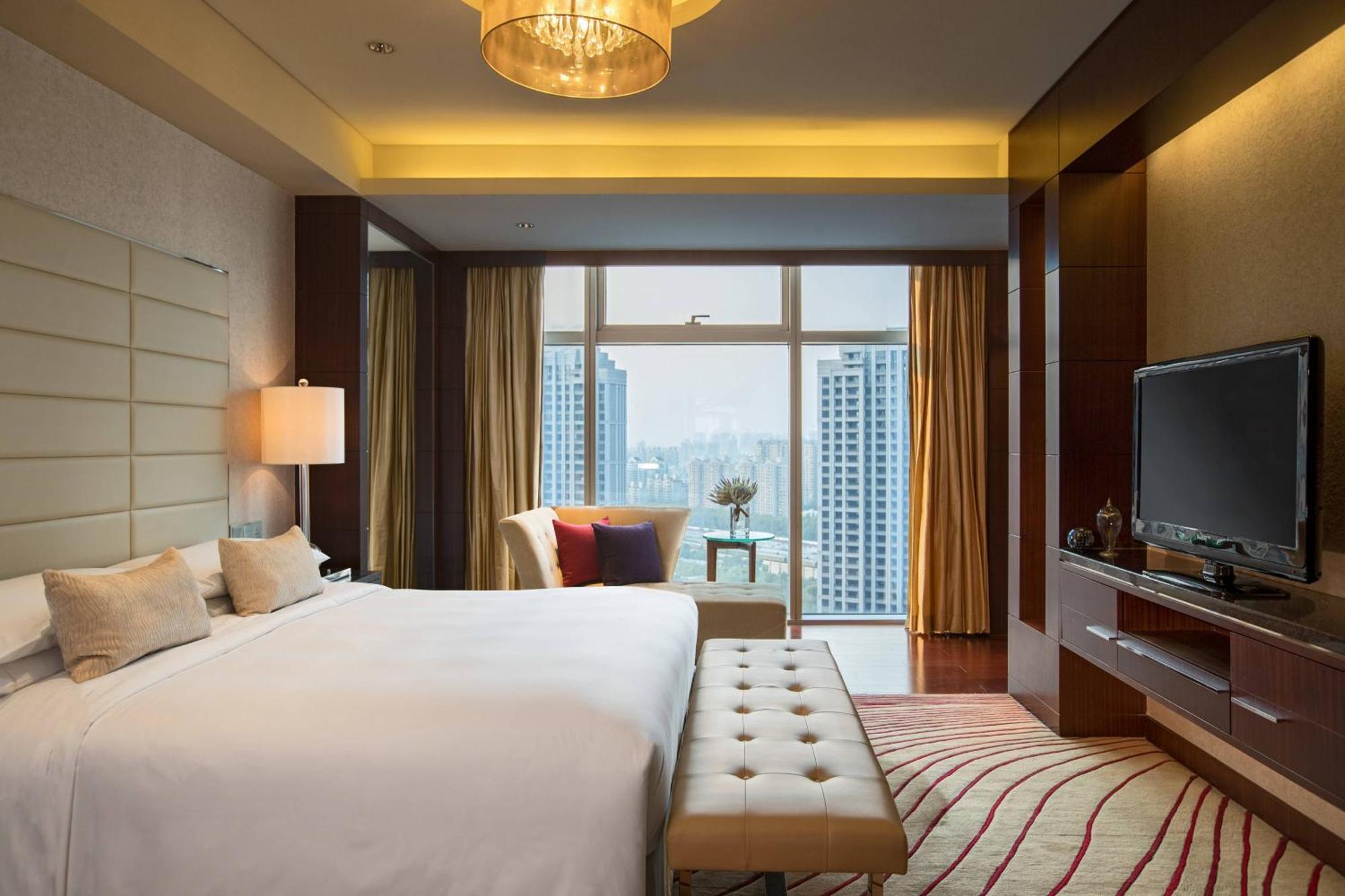 Renaissance Shanghai Putuo Hotel Exterior photo
